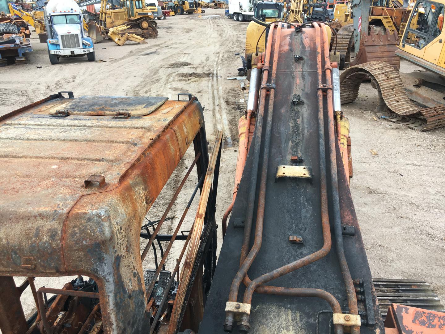 ./imagenes/INVOICE/2019/16916/EXCAVADORAS PARA REFACCHIONES HITACHI EX300LC-3C (48).JPG